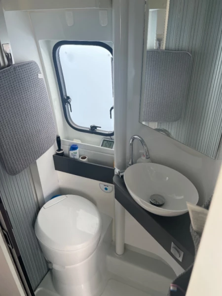 Adria Twin 600 SPB Campingbus - Krokelvdalen, Norwegen