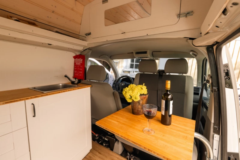 VW Transporter T5 Umpikori 2.0 TDI Campingbus - Klaukkala, Uusimaa Finland, Finnland