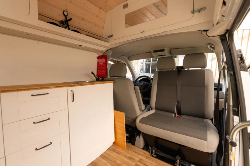 VW Transporter T5 Umpikori 2.0 TDI Campingbus - Klaukkala, Uusimaa Finland, Finnland