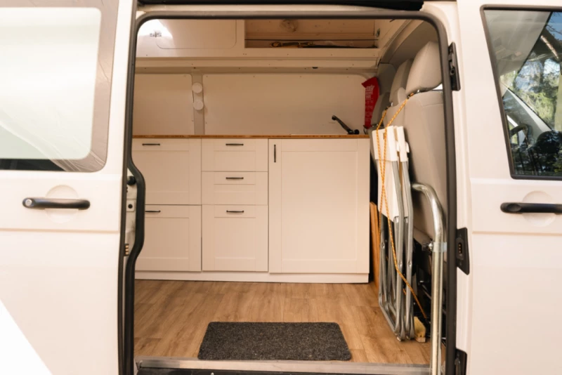 VW Transporter T5 Umpikori 2.0 TDI Campingbus - Klaukkala, Uusimaa Finland, Finnland