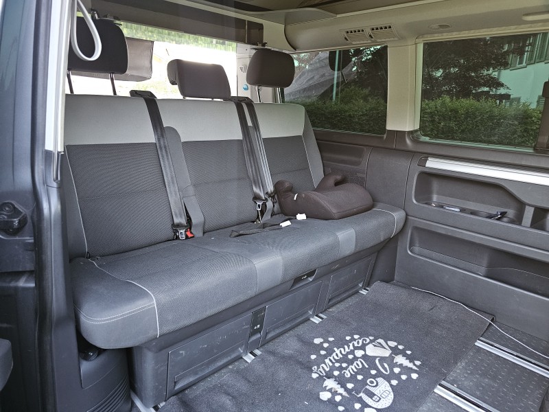 VW Beach Campingbus - Zweidlen, Schweiz
