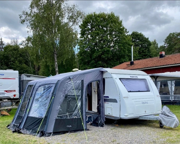 Alpina 563UK Wohnwagen - Märsta, Schweden