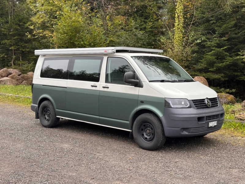 VW T5 Campingbus - Schwyz, Schweiz