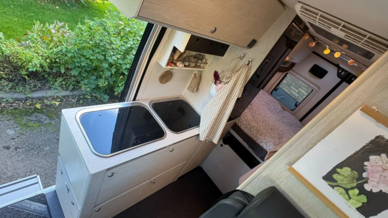 Peugeot Black Edition Campingbus - Öckerö, Schweden
