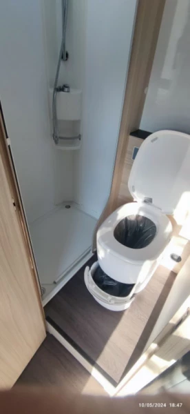 Adria A70 DK Motorhome - Châtel-St-Denis, Switzerland