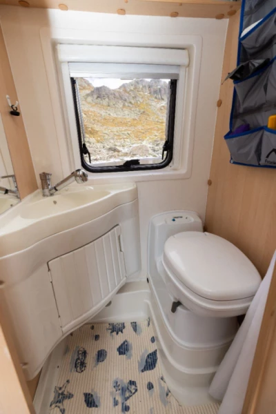 Knaus 540E Campingbus - St. Erhard, Schweiz