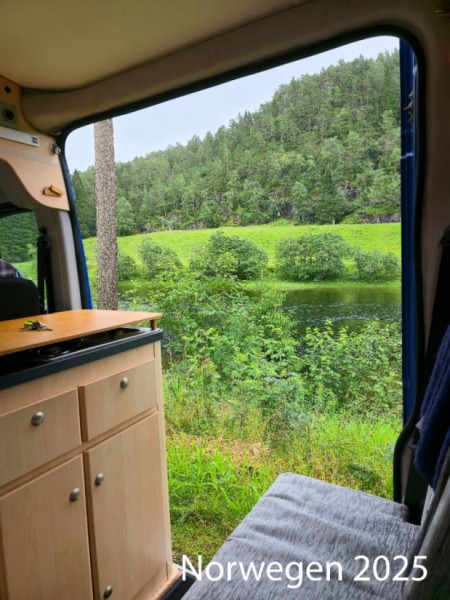 Knaus 540E Campingbus - St. Erhard, Schweiz