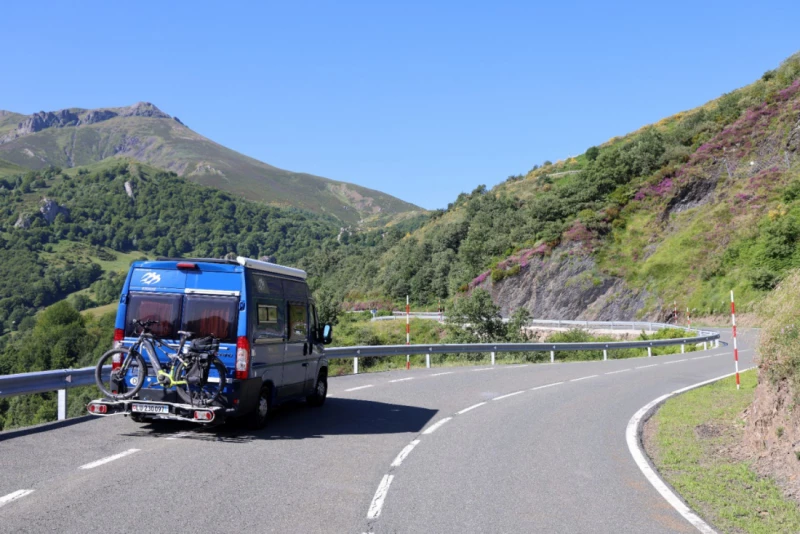 Knaus 540E Campingbus - St. Erhard, Schweiz