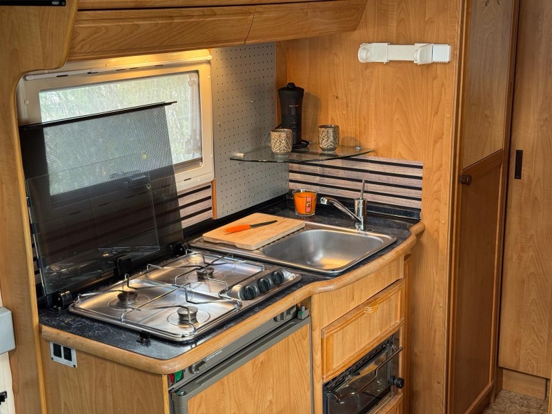 Mercedes camping-car Frankia Campingbus - Renan, Schweiz