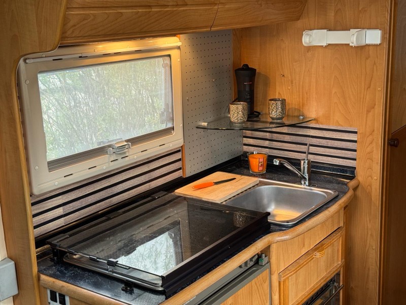 Mercedes camping-car Frankia Campingbus - Renan, Schweiz