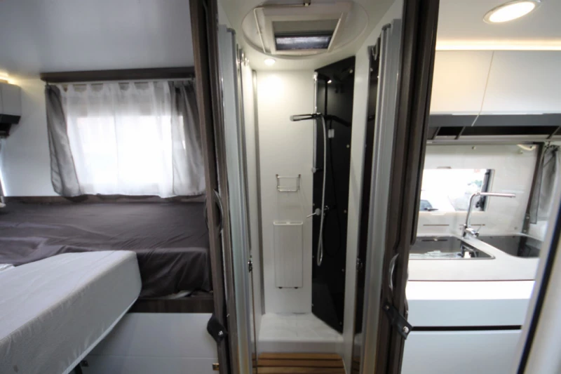 Benimar Amphytrion 967 Wohnmobil - Herdern, Schweiz