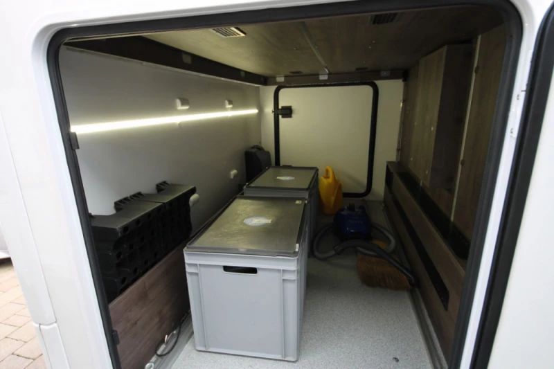 Benimar Amphytrion 967 Wohnmobil - Herdern, Schweiz