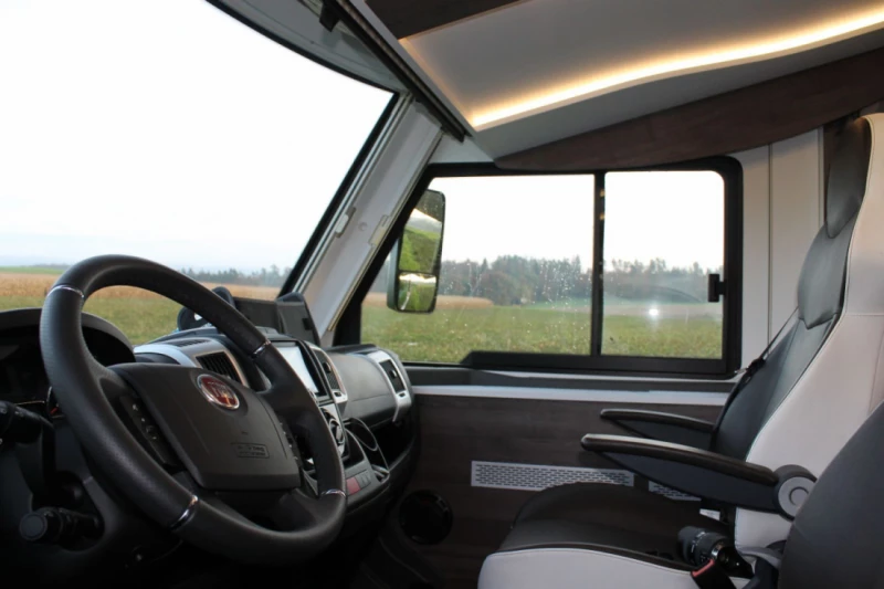 Benimar Amphytrion 967 Wohnmobil - Herdern, Schweiz