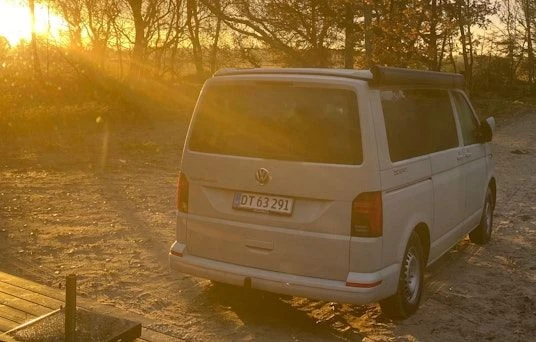 VW Transporter T6 / Caravelle T6 Buss 2.0 TDI Campingbus - Aarhus N, Dänemark