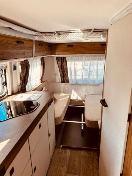 Eriba Touring 560 Caravan - Bern, Switzerland