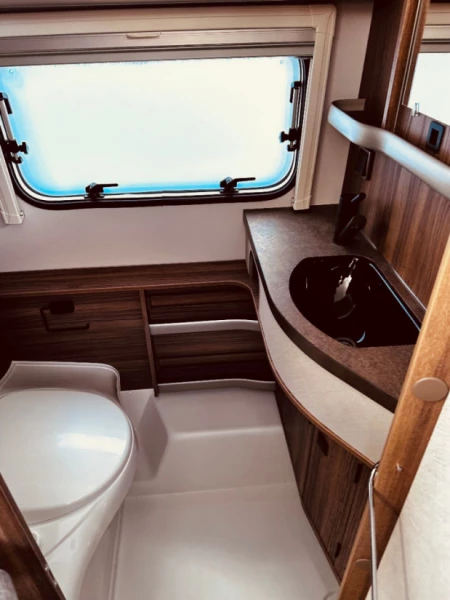 Eriba Touring 560 Caravan - Bern, Switzerland