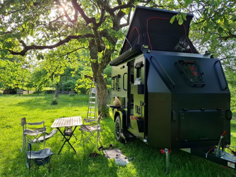 Decamp X3 Wohnwagen - Porrentruy, Schweiz