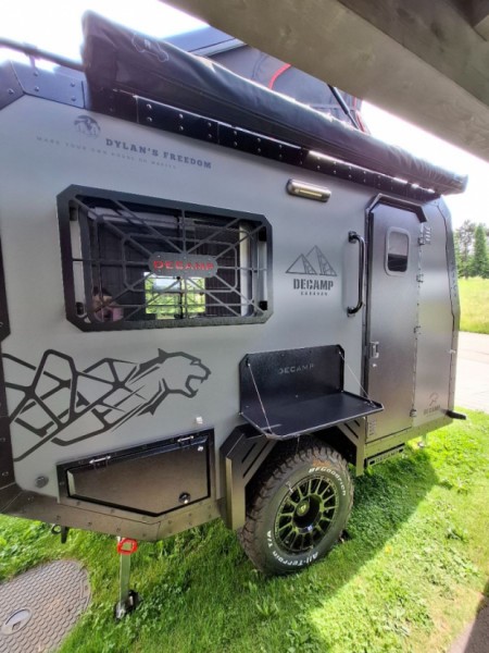 Decamp X3 Wohnwagen - Porrentruy, Schweiz
