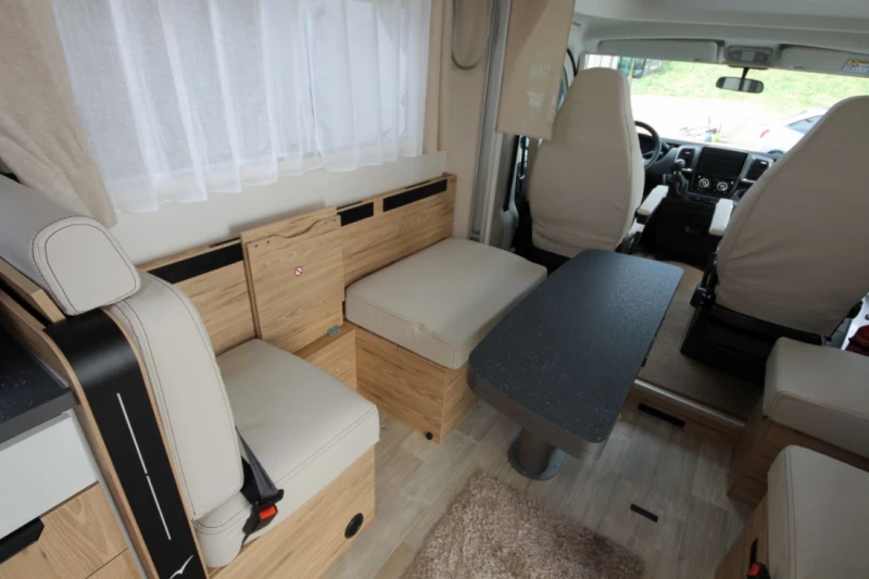 Pilote P696D Sensation Wohnmobil - Herdern, Schweiz