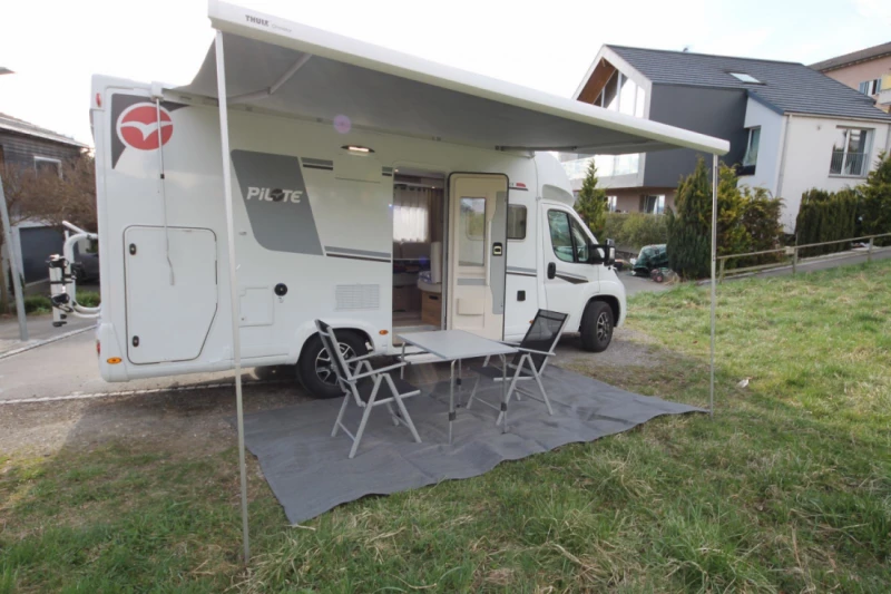 Pilote P696D Sensation Wohnmobil - Herdern, Schweiz