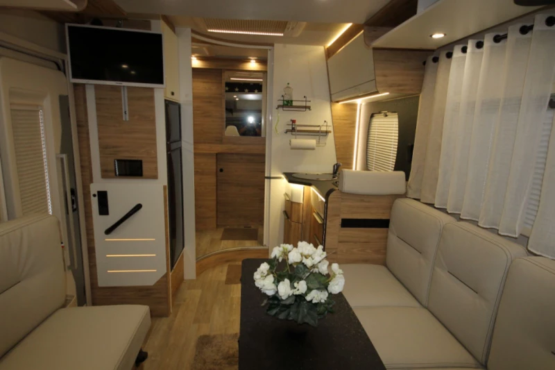 Pilote P696D Sensation Wohnmobil - Herdern, Schweiz