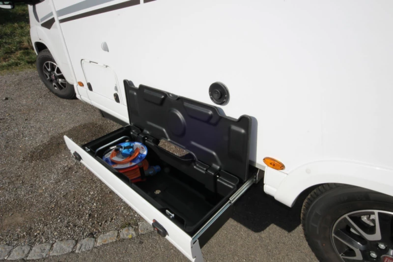 Pilote P696D Sensation Wohnmobil - Herdern, Schweiz