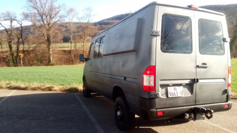 Mercedes Sprinter Campingbus - Ettingen, Schweiz