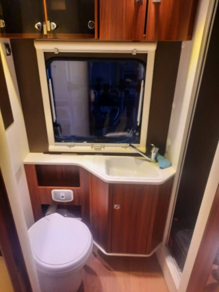 Adria Adria Matrix M 670SLT Wohnmobil - Ljungskile, Schweden