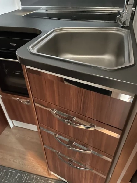 Adria Adria Matrix M 670SLT Wohnmobil - Ljungskile, Schweden