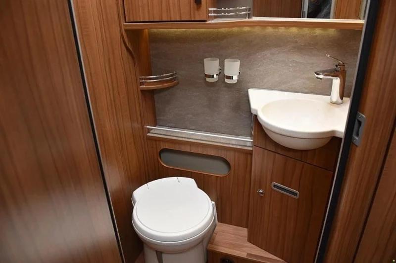 Hymer B 594 Husbil - Grenchen, Schweiz