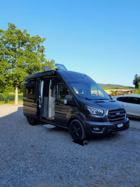 Westfalia Meridian Wohnmobil - Hirzel, Schweiz