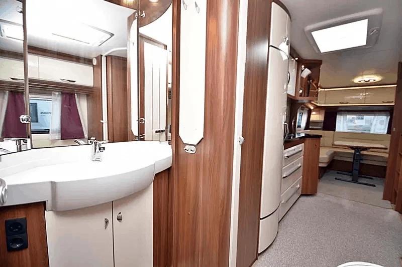 Hobby 650 Ukfe Premium Wohnwagen - Osby, Schweden