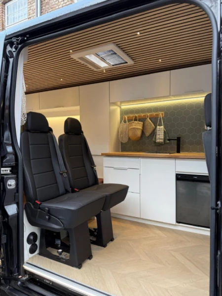 Ford Transit Campingbus - Järvenpää, Finnland