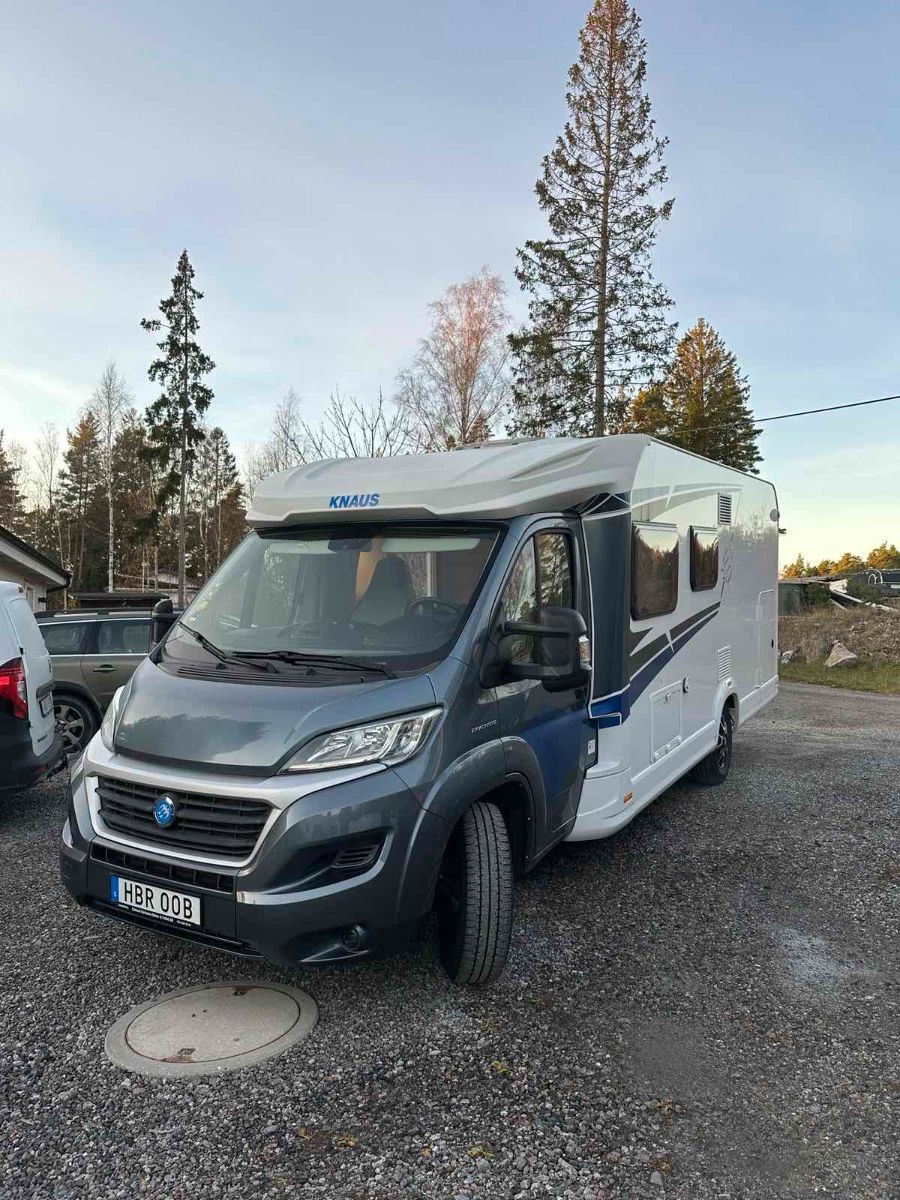 Knaus R05 Rent Knaus R05 Motorhome in Svartsjö from EUR 143 / night – MyCamper