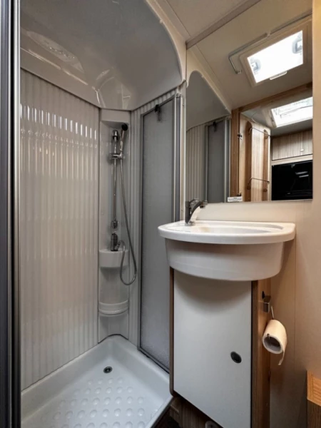 Fiat Ducato Lava / Alusta 140 Multijet 2.2 D Wohnmobil - Rovaniemi, Finnland