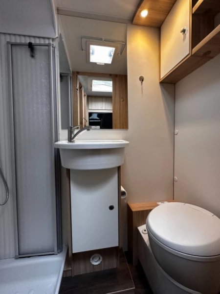 Fiat Ducato Lava / Alusta 140 Multijet 2.2 D Wohnmobil - Rovaniemi, Finnland