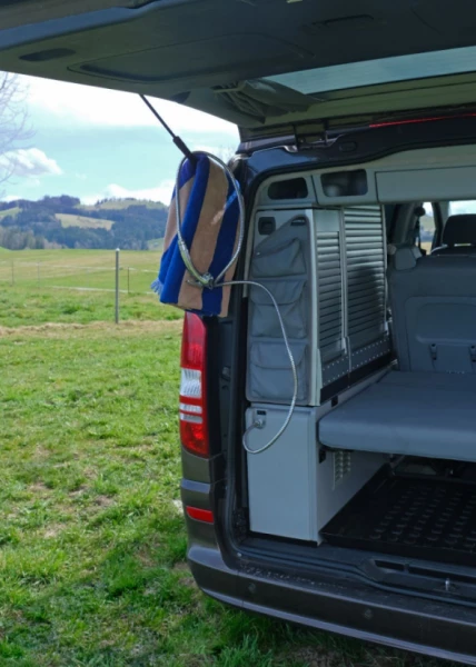 Mercedes Viano 2.2 CDI Campingbus - Eggersriet, Schweiz