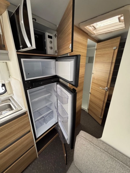Adria Altea 552PK Wohnwagen - Årnes, Norwegen