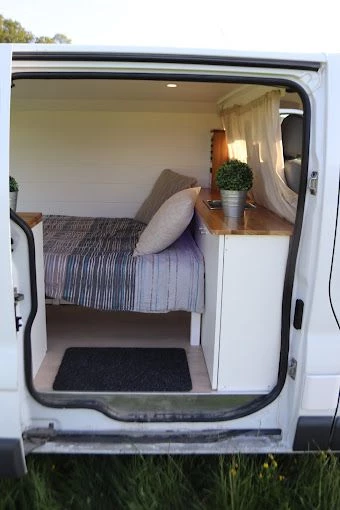 Opel Vivaro Van 20CDTi Campingbus - Thierrens, Schweiz