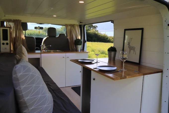 Opel Vivaro Van 20CDTi Campingbus - Thierrens, Schweiz