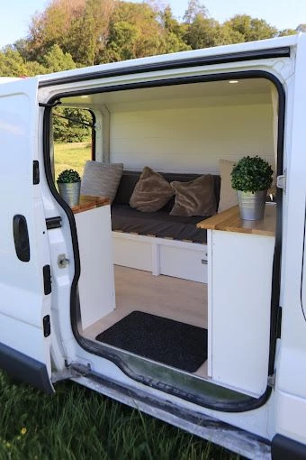 Opel Vivaro Van 20CDTi Campingbus - Thierrens, Schweiz