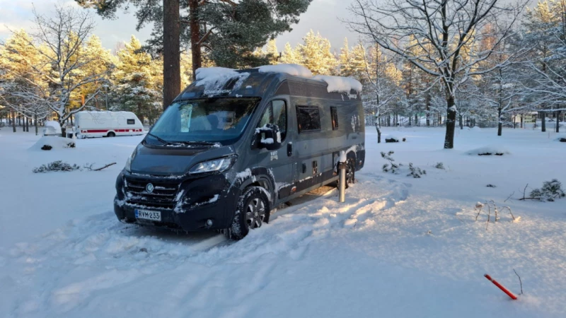 Chausson V697 VIP Retkeilyauto - Helsinki, Suomi