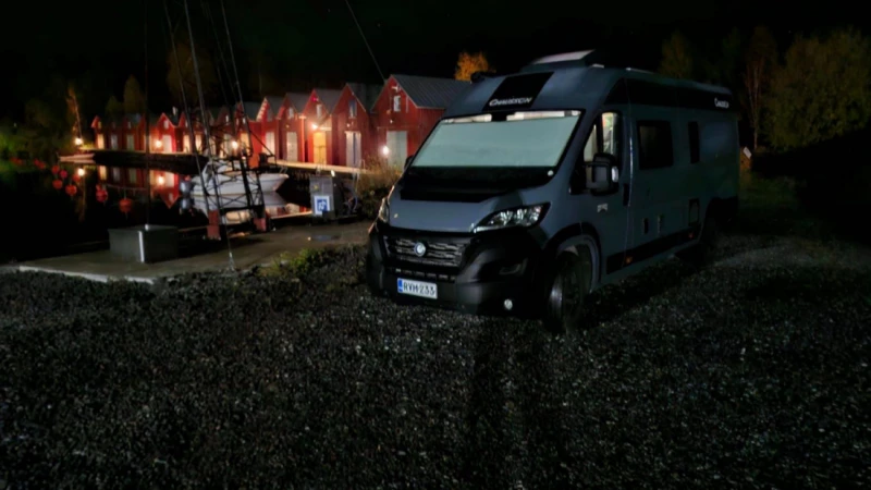 Chausson V697 VIP Retkeilyauto - Helsinki, Suomi
