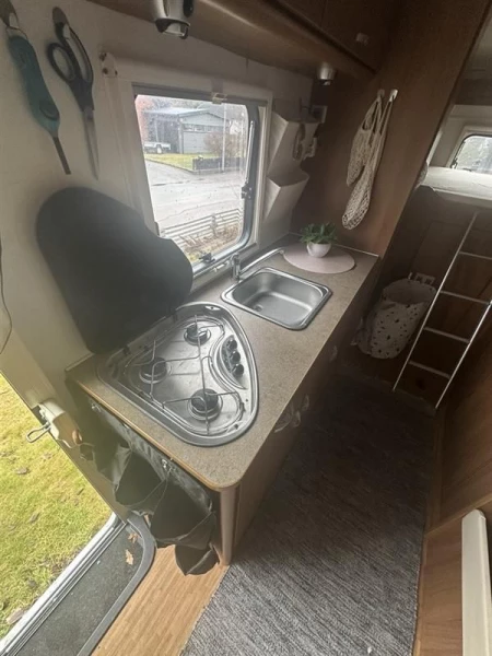Rimor ADR98F3 Wohnmobil - Västerås, Schweden