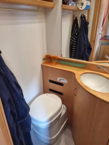 Eura Mobil Ducato Van 2.8 JTD Wohnmobil - Täby, Schweden