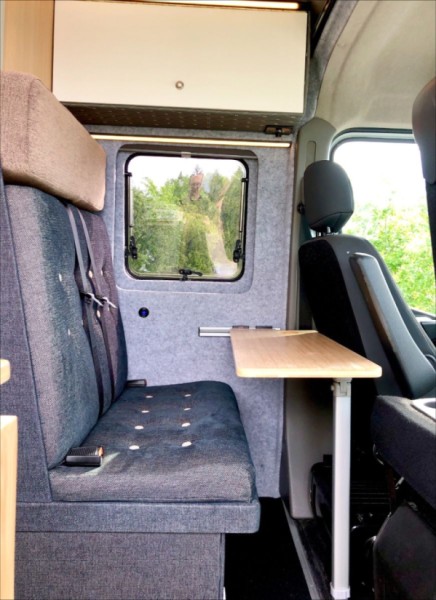 Nissan NV 400 Campingbus - Helsinki, Finnland