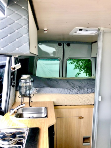 Nissan NV 400 Campingbus - Helsinki, Finnland