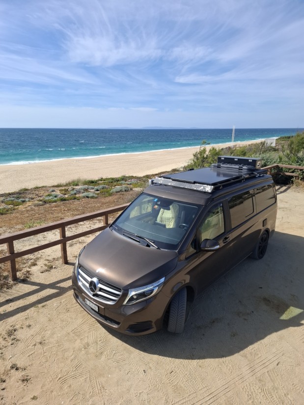 Mercedes Marco Polo Campingbus - Müchnenstein, Schweiz