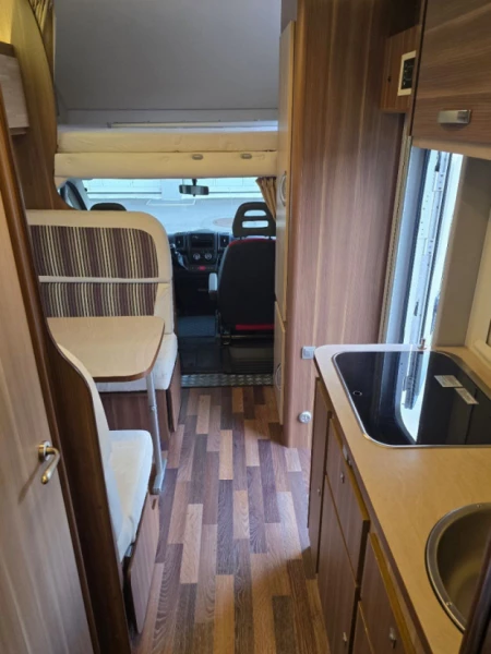 Forster Forster A 699HB Wohnmobil - Goldau, Schweiz