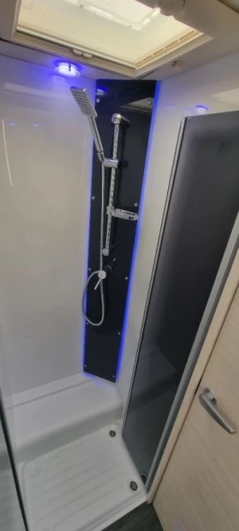 Chausson 777 Titatium Premium 170Ch Wohnmobil - Leytron, Schweiz
